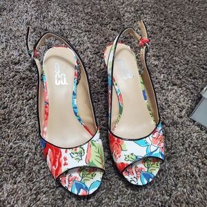 Colorful Floral Slingback Sandals
